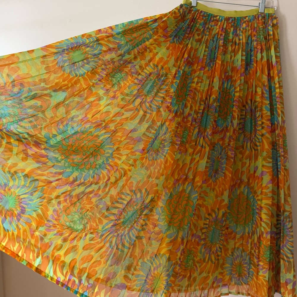 Vintage Floral Maxi Skirt - Multicolor